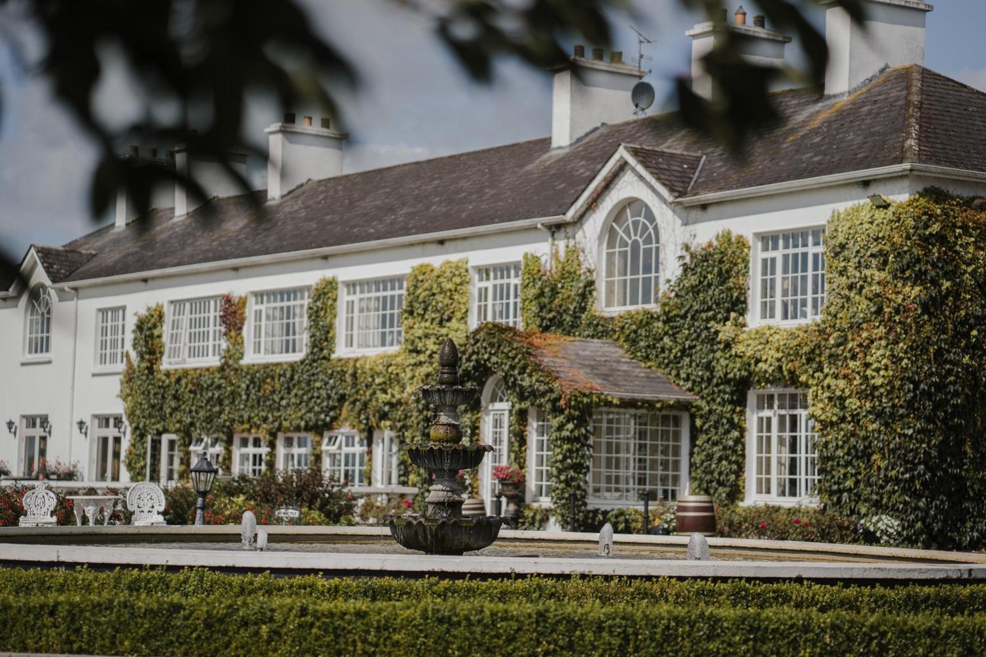 Crover House Hotel & Golf Club Mountnugent Eksteriør billede