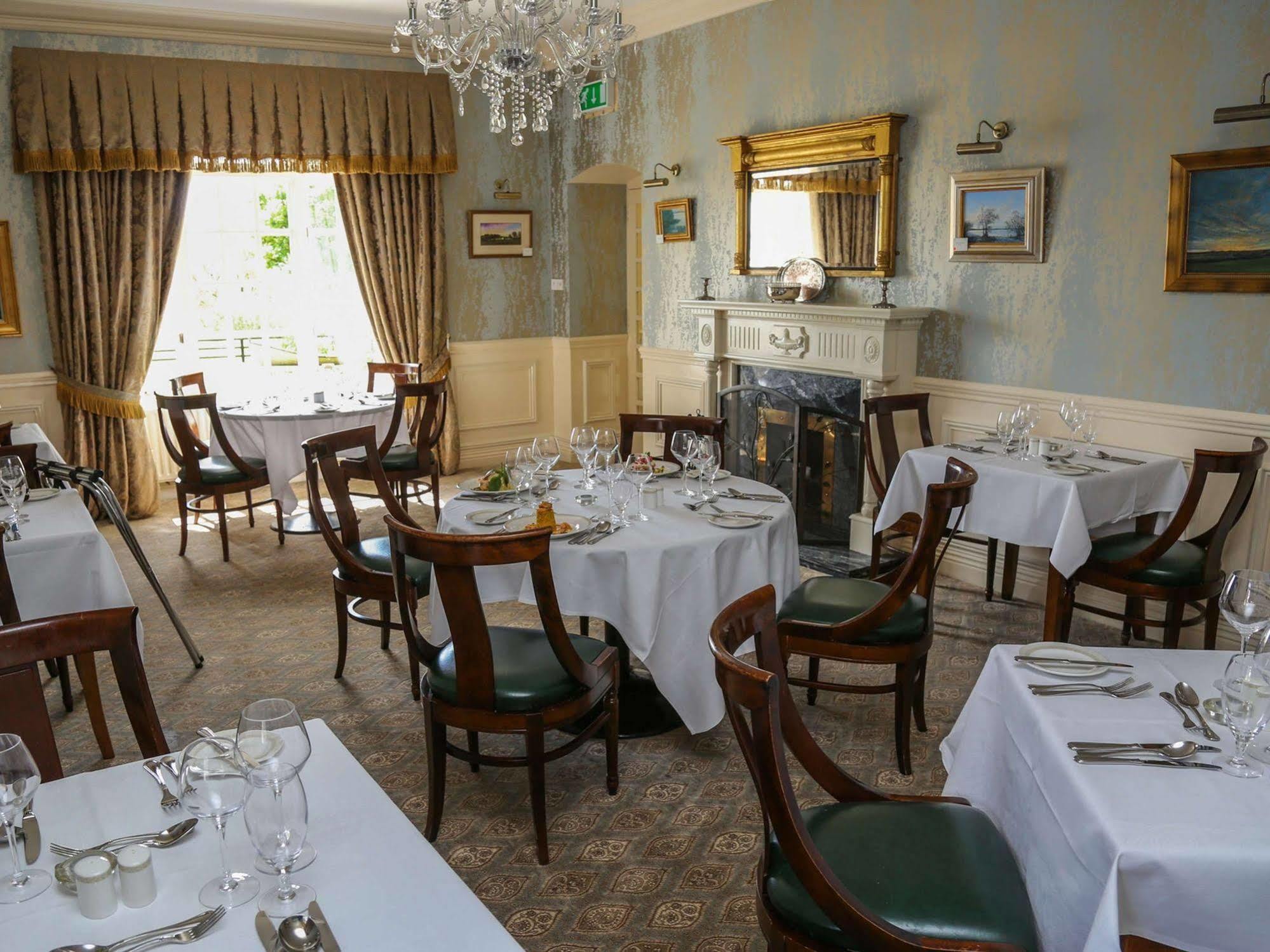 Crover House Hotel & Golf Club Mountnugent Eksteriør billede