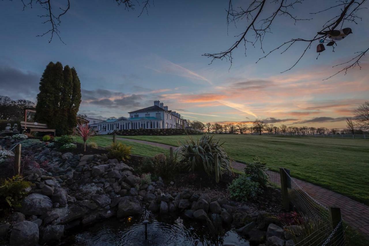 Crover House Hotel & Golf Club Mountnugent Eksteriør billede